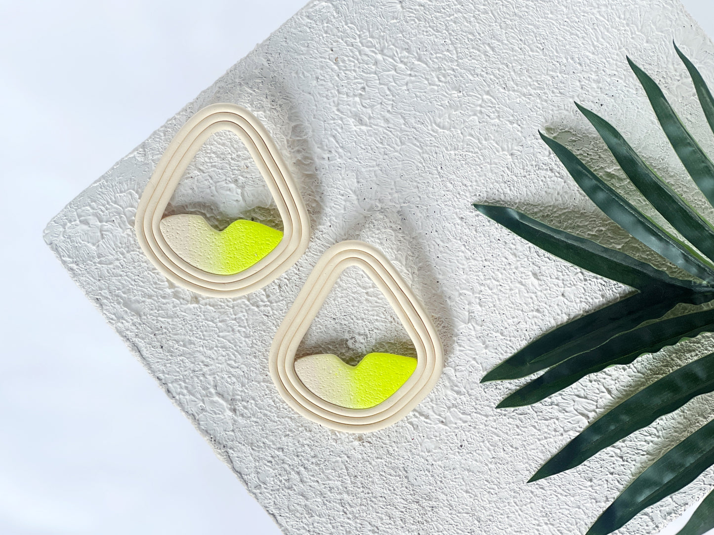 The Drew Midi in Citron + Cream Polymer