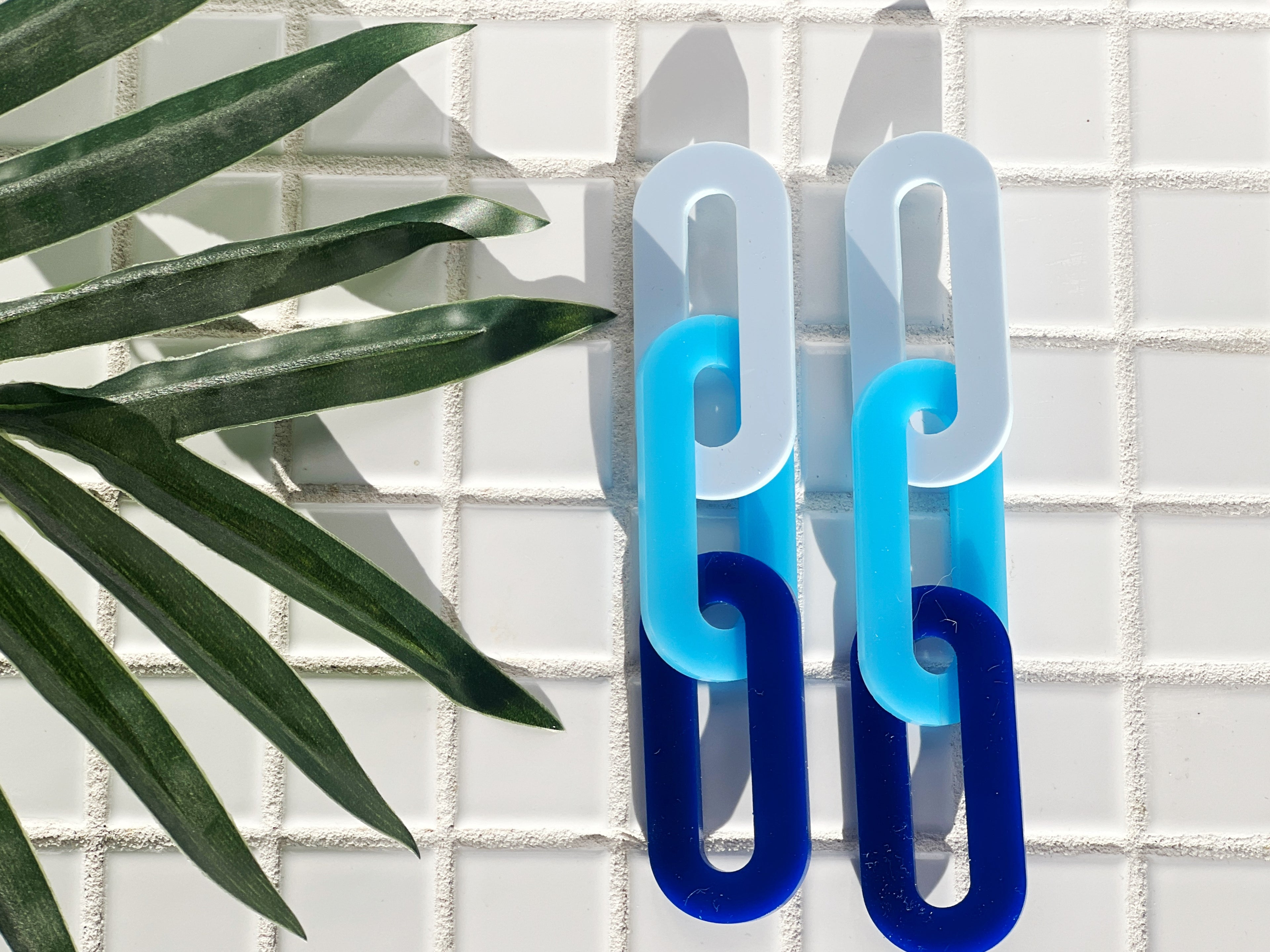 The Spano Earring in Ombre Acrylic