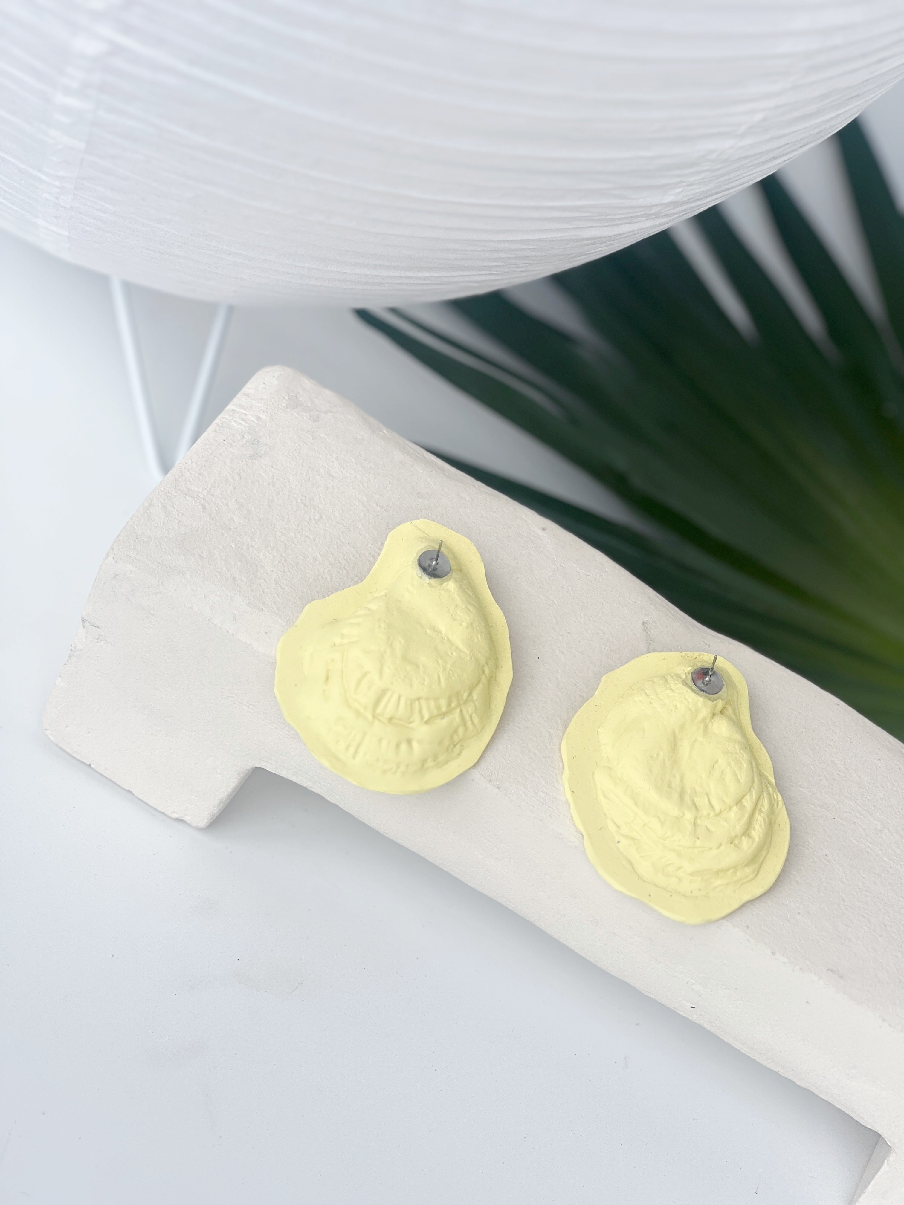 The Oyster (MADE TO ORDER) Multiple Color Options Available!