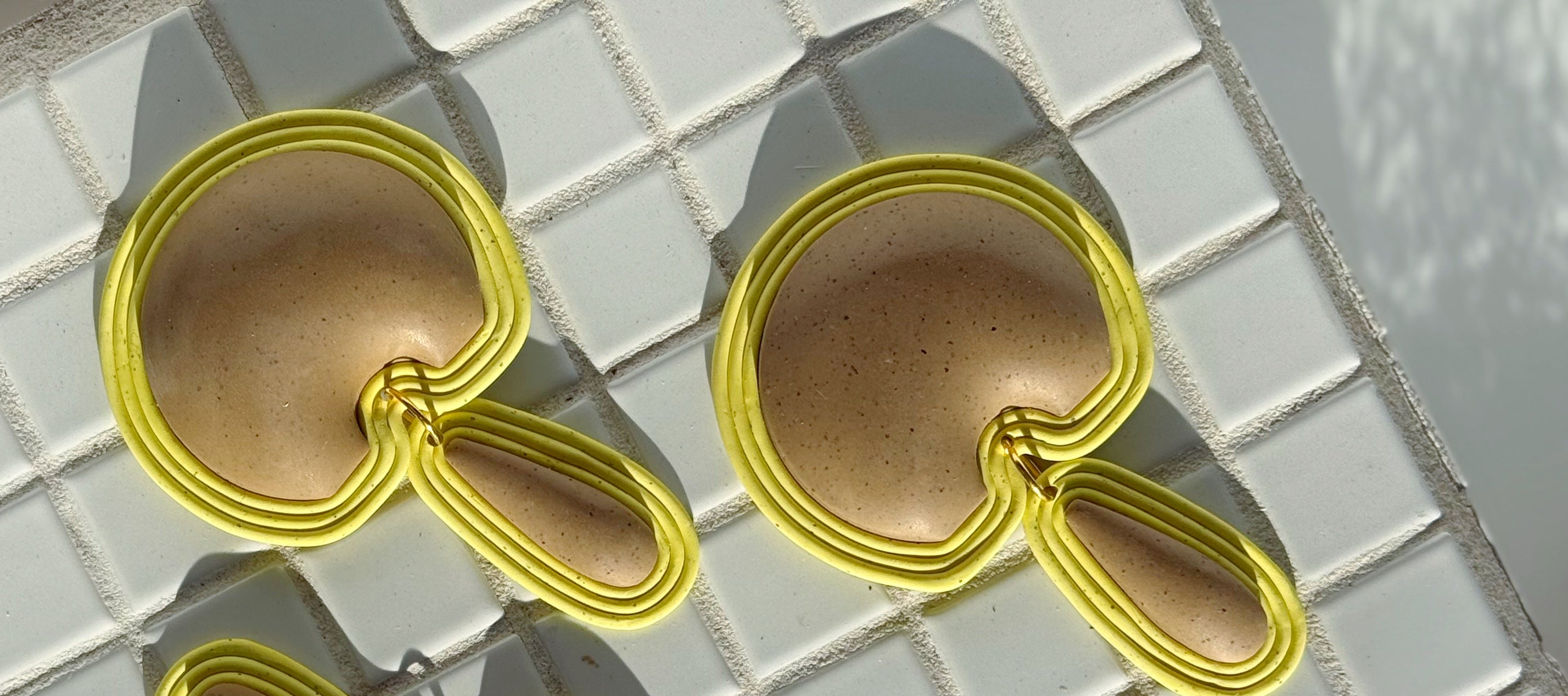 The Benji in Tan Granite & Lemon Polymer Clay