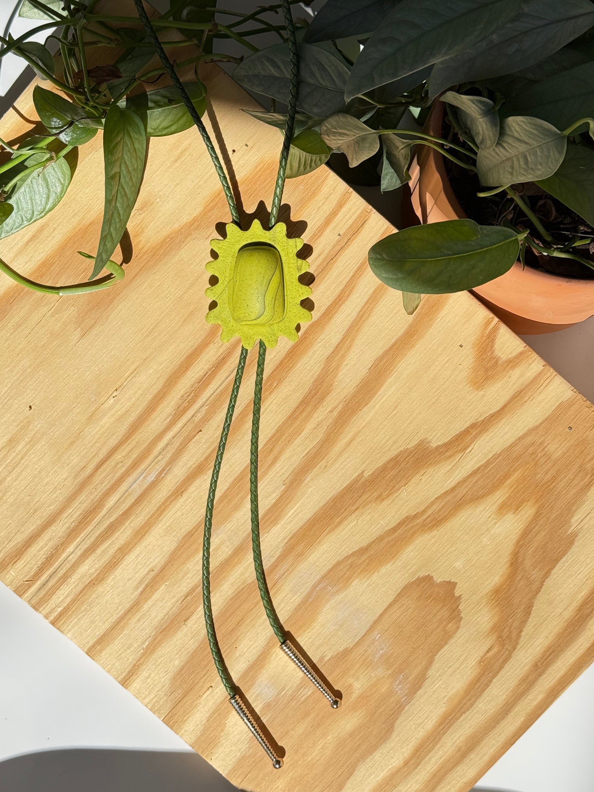 The Squiggle BOLO TIE in Marbled Chartreuse