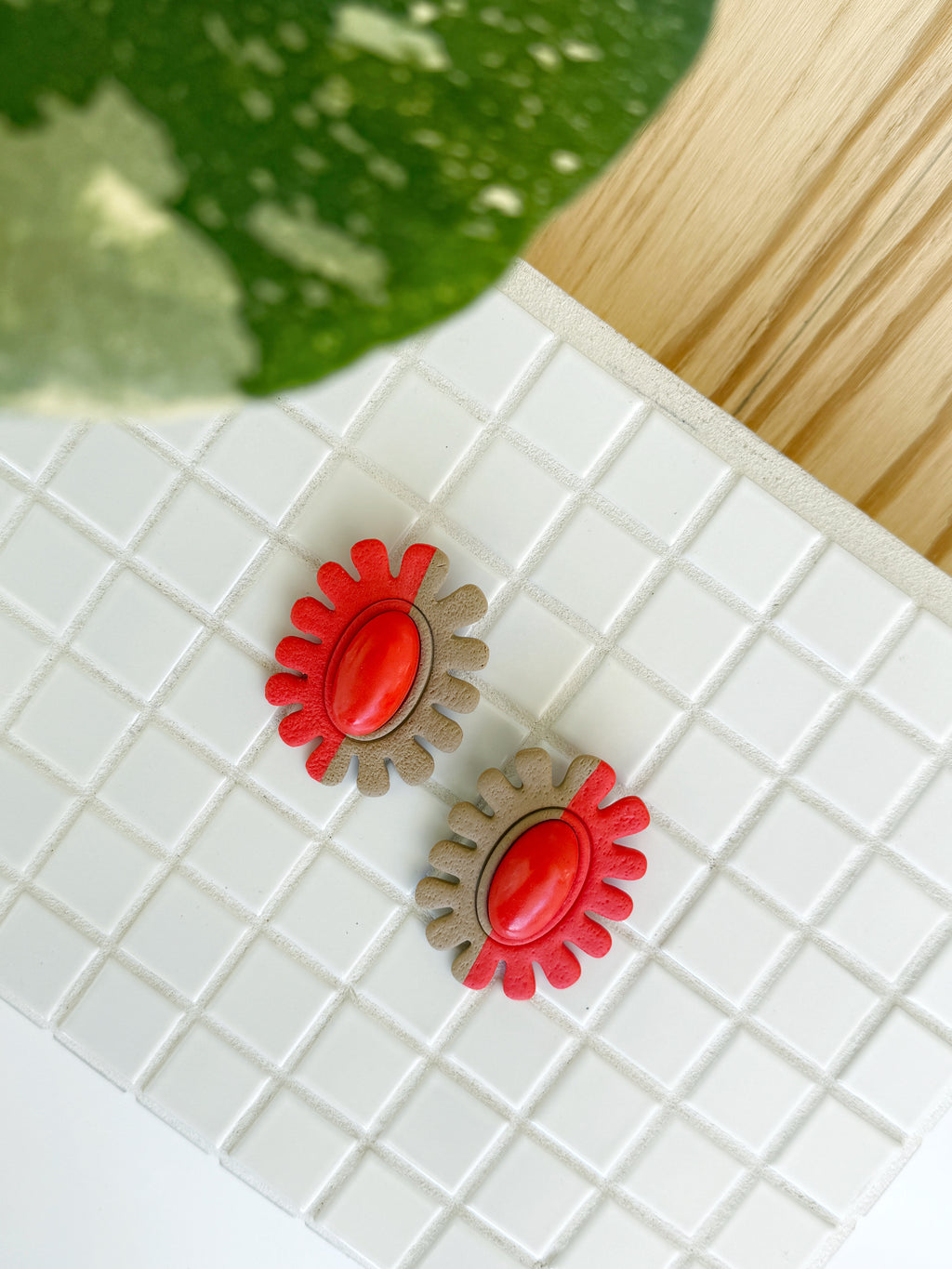The Brio SINGLE in Coral + Khaki Polymer Clay