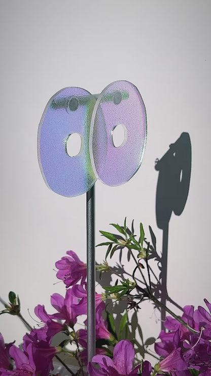 The Oval in Pebbled Holographic Acrylic